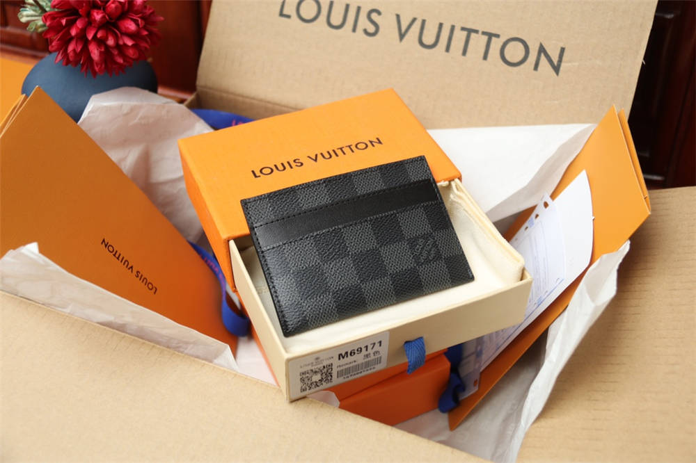 Louis Vuitton wallet PORTE CARTES DOUBLE  M62170 2025 new 